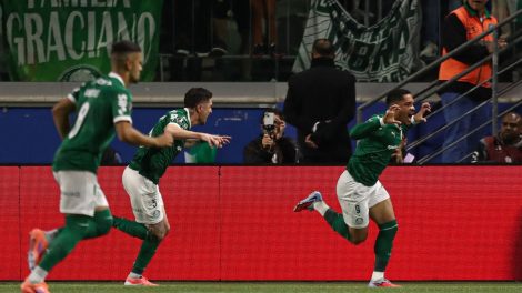 Palmeiras volta a derrotar o River e chega à semifinal da Libertadores