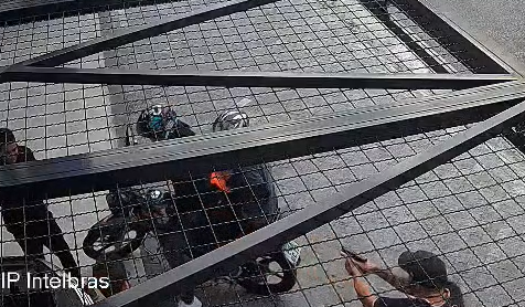 “Brincadeira” de assalto termina em morte em SP: funcionário baleado por policial de folga não resiste