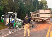 Inquérito aponta excesso de velocidade e falhas no caminhão em acidente que matou 23 no Paraná
