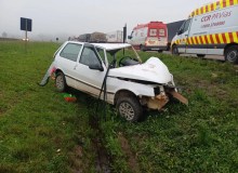 VÍDEO: Caminhão tomba ao tentar desviar de carro na contramão na BR-376, no Paraná